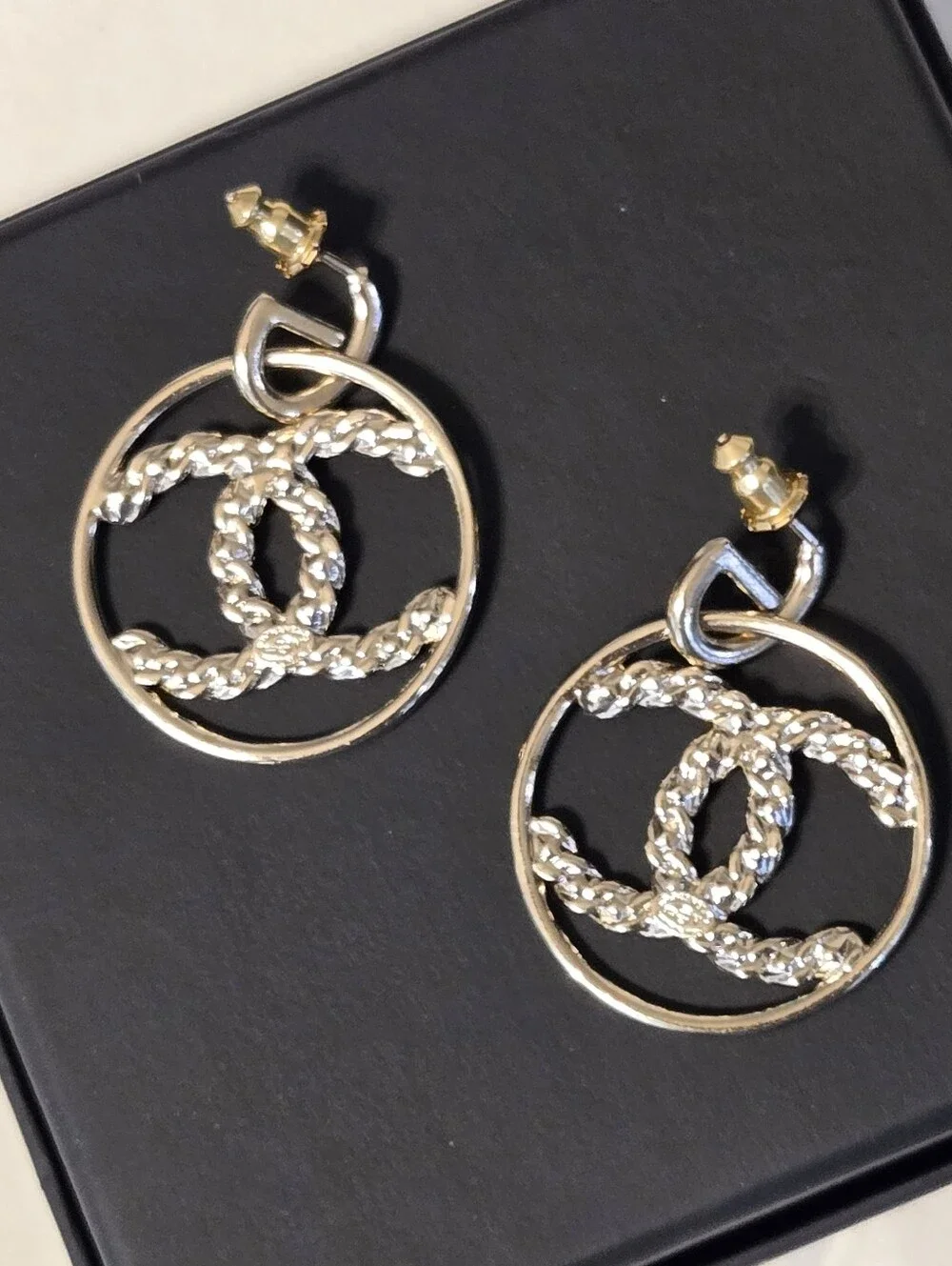 #168 - Chanel 2020V Strass CC Drop Earrings